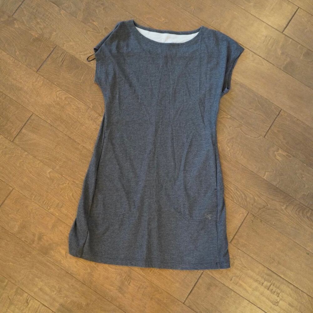 Arcteryx Short Sleeve Serinda Dress Gray Womens Size Medium